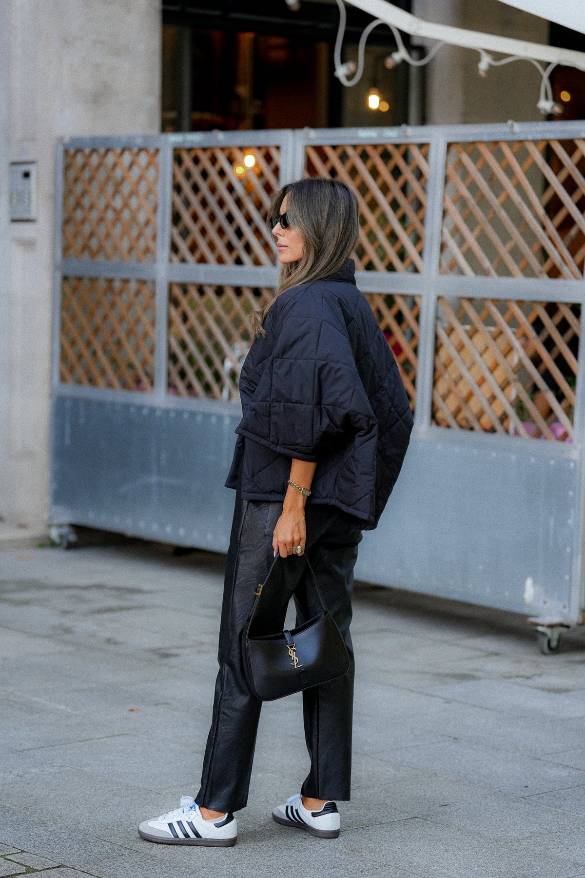 ALL BLACK EVERYTHING - Bárbara Medeiros
