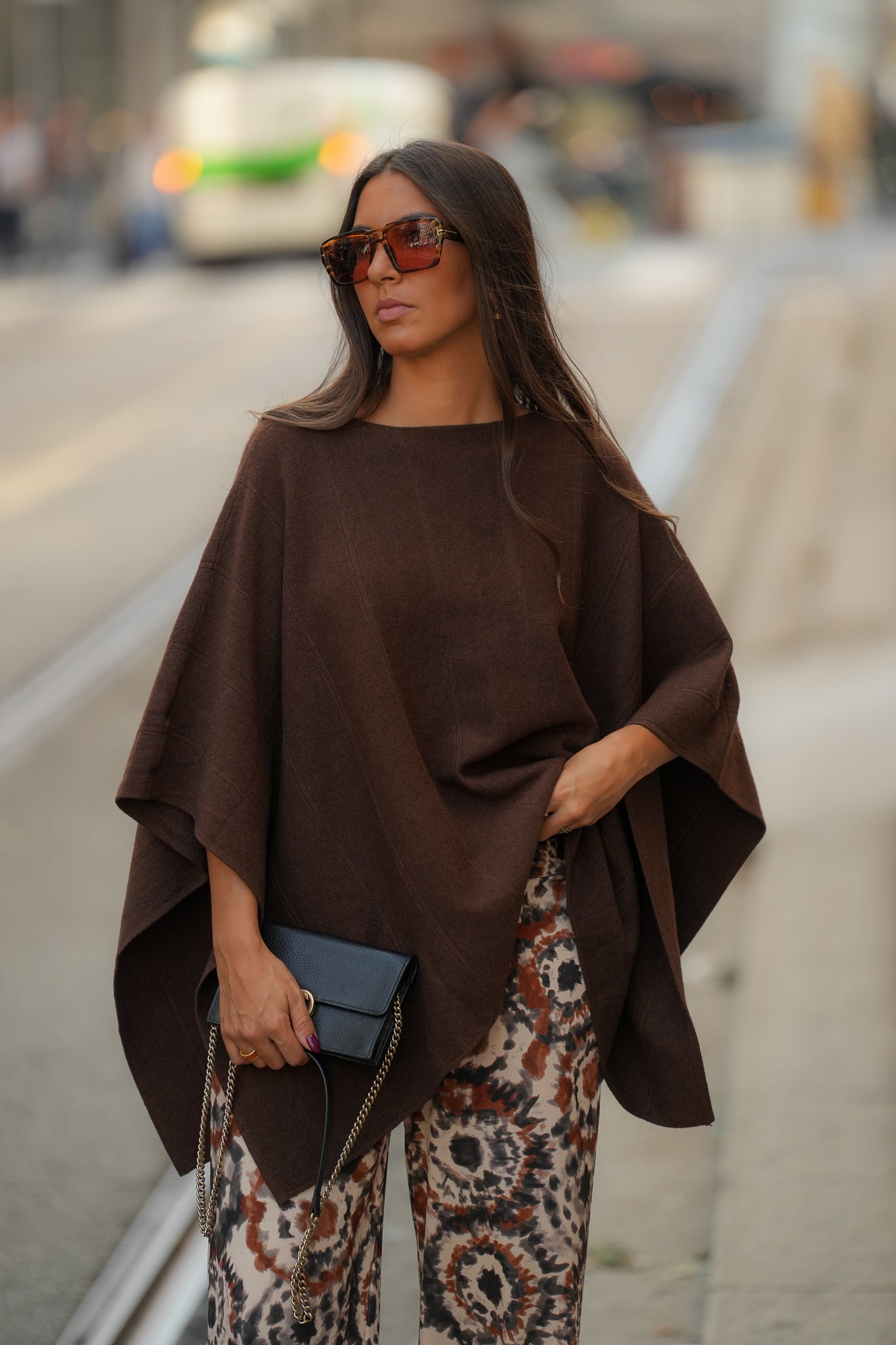 Poncho Beatrice Chocolate