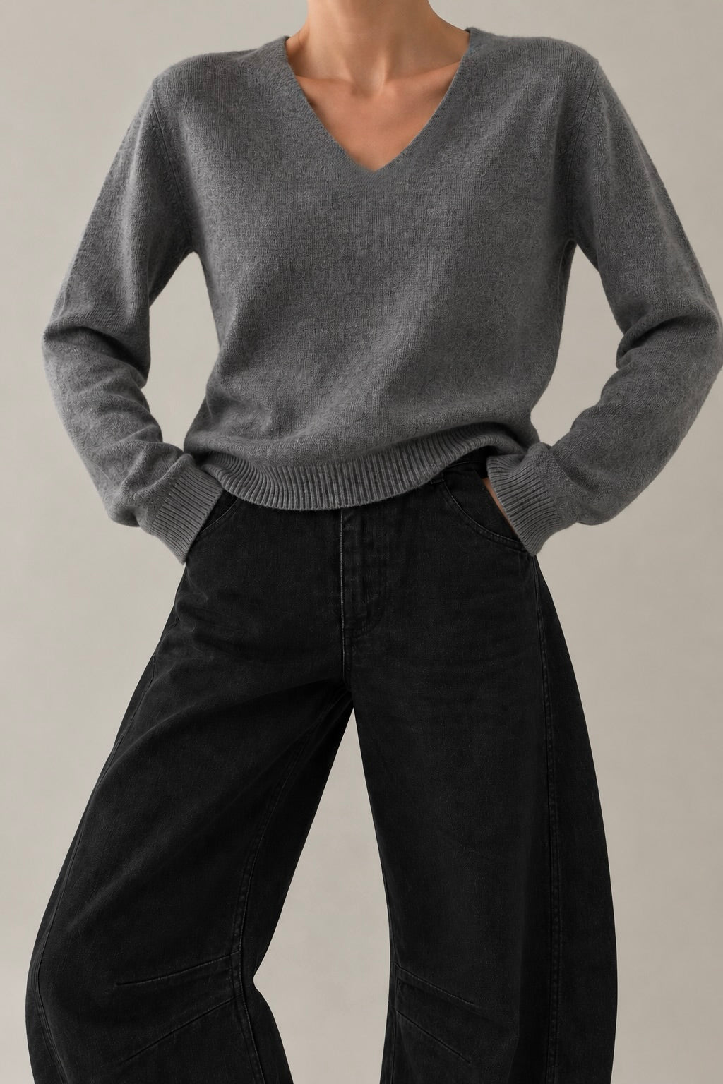 Cashmere V-Neck Sweater Grey